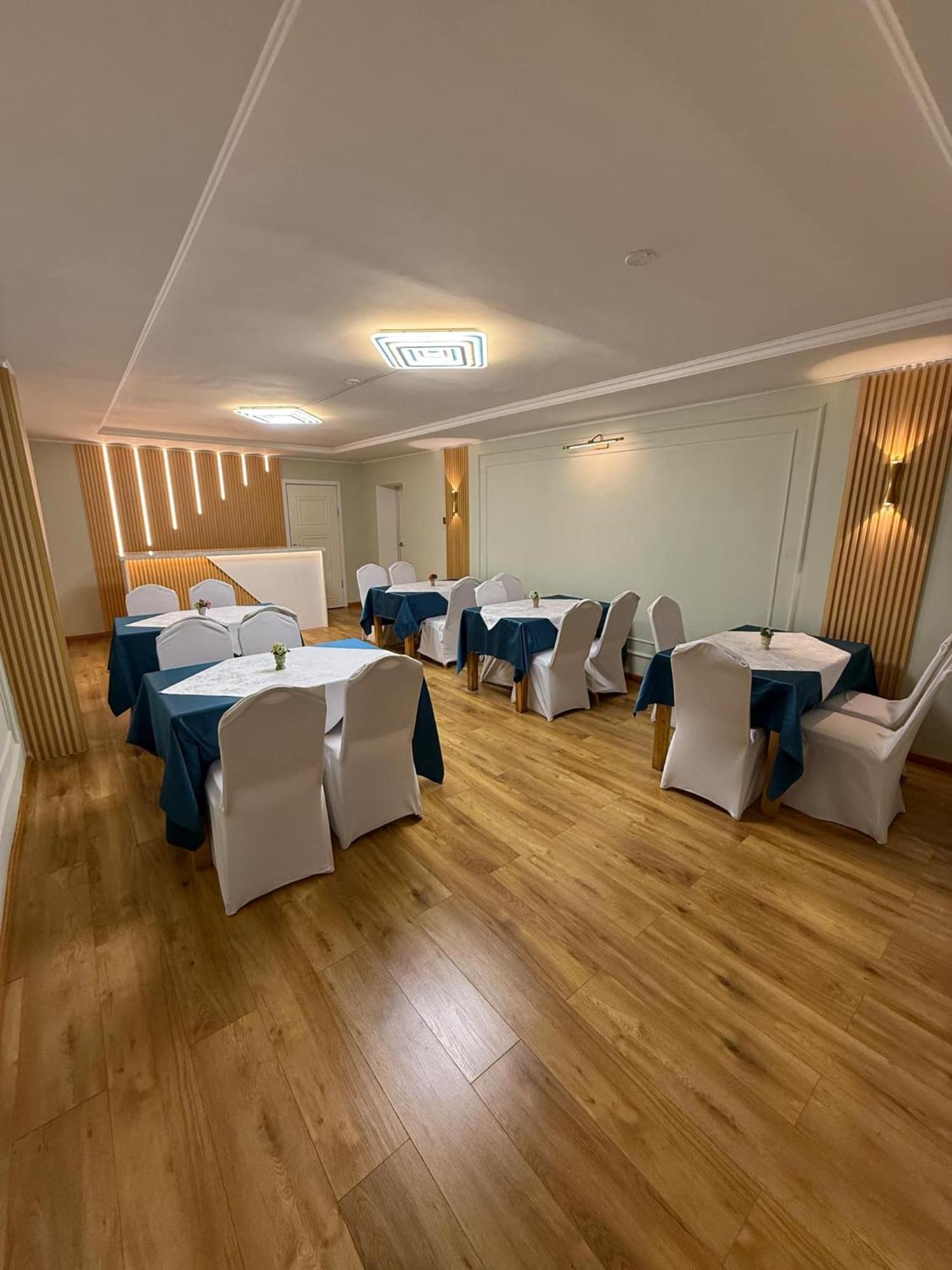 Diplomat Noble Hotel 乌兰巴托 外观 照片